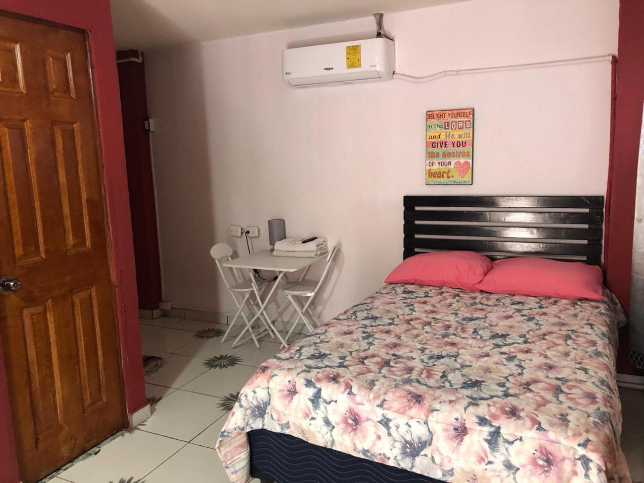 Comfort Home Escalon Сан-Сальвадор Екстер'єр фото